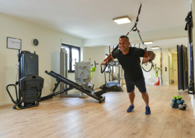 Einsatz Schlingentrainer für mehr Kraft, Koordination, Stabilität und Rumpfmuskulatur